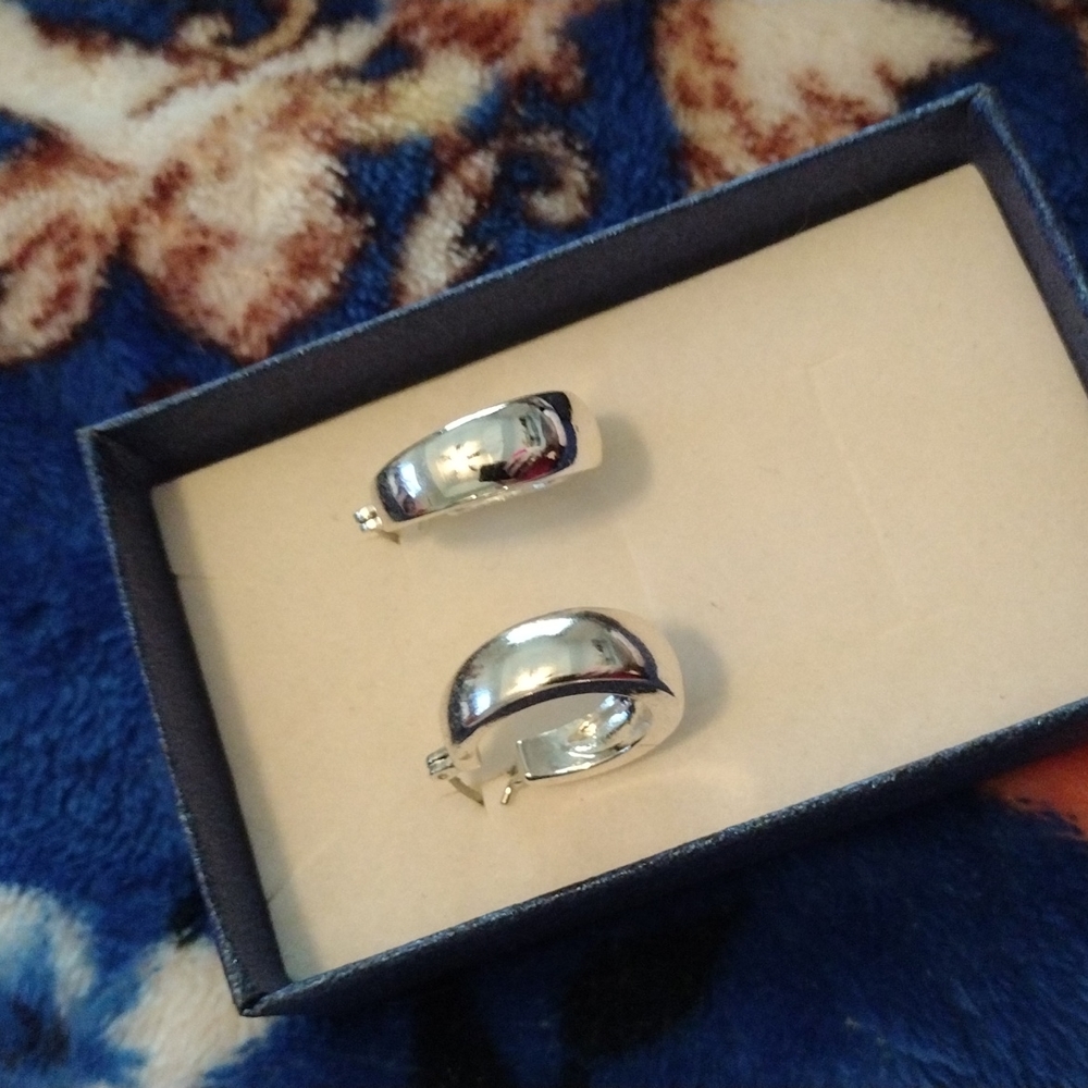Small hoops